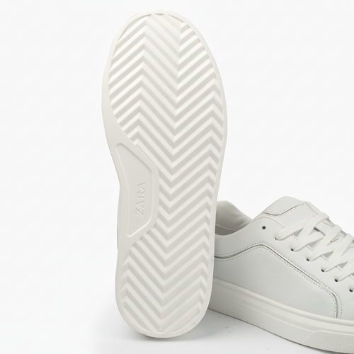Zara Basic Light-weight Sneaker