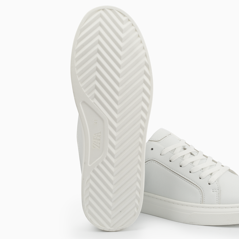 Zara Basic Light-weight Sneaker